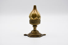 Load image into Gallery viewer, Lotus Flower Blossom Candle Holder